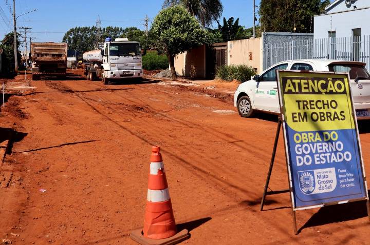 Governo de MS inicia obras de pavimentação no Jardim Itamaracá