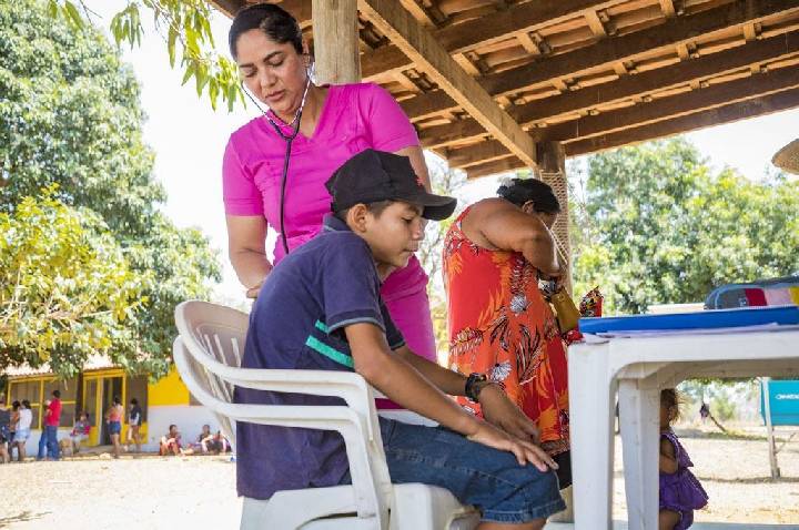 Passo do Lontra recebe ação de saúde com atendimentos médicos, odontológicos e vacinação