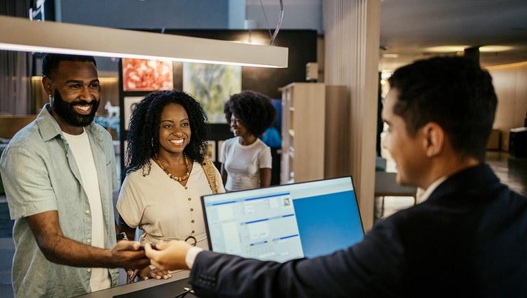 Ministério do Turismo prorroga por 60 dias início da Ficha Nacional de Registro de Hóspedes Digital