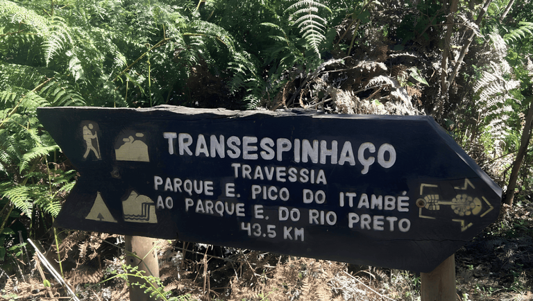 Transespinhaço percorre a única cordilheira do Brasil e integra turismo e conservação em Minas Gerais